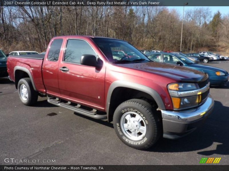 Front 3/4 View of 2007 Colorado LT Extended Cab 4x4