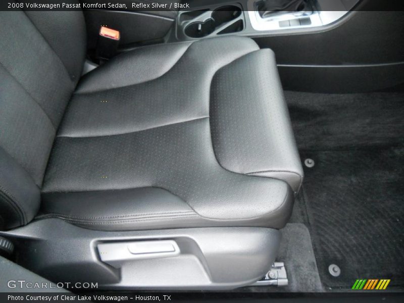 Reflex Silver / Black 2008 Volkswagen Passat Komfort Sedan