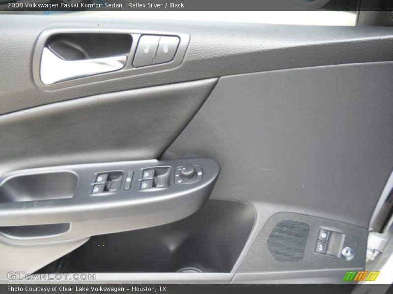 Reflex Silver / Black 2008 Volkswagen Passat Komfort Sedan