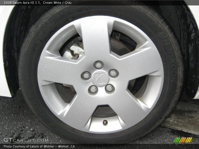 Cream White / Gray 2008 Saturn Aura XE 3.5