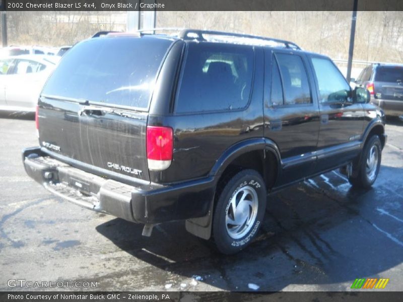 Onyx Black / Graphite 2002 Chevrolet Blazer LS 4x4