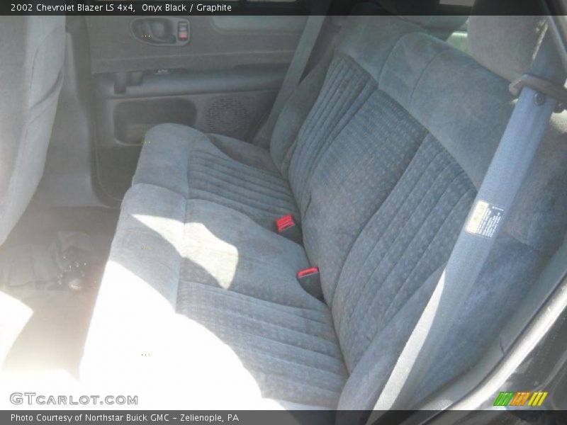 Onyx Black / Graphite 2002 Chevrolet Blazer LS 4x4