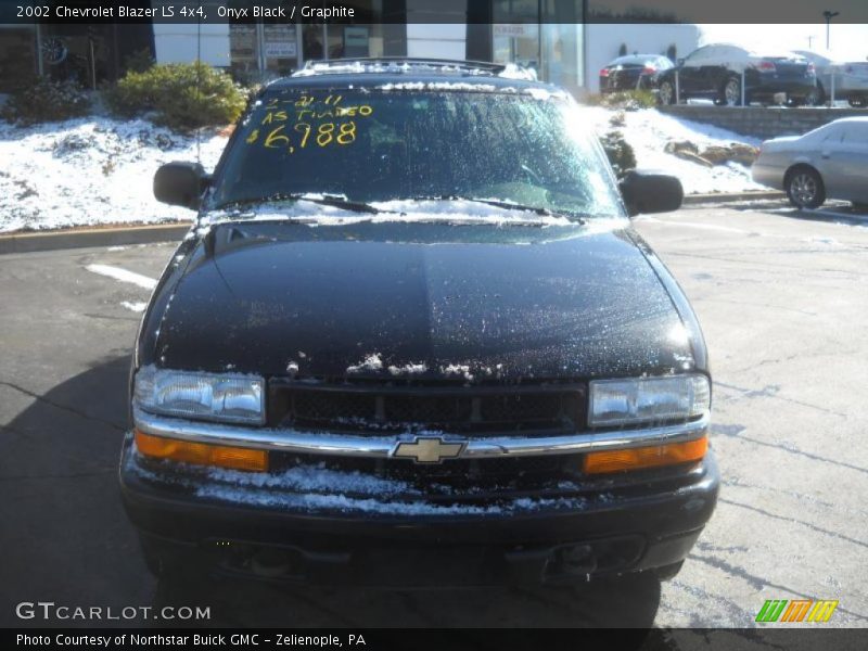 Onyx Black / Graphite 2002 Chevrolet Blazer LS 4x4