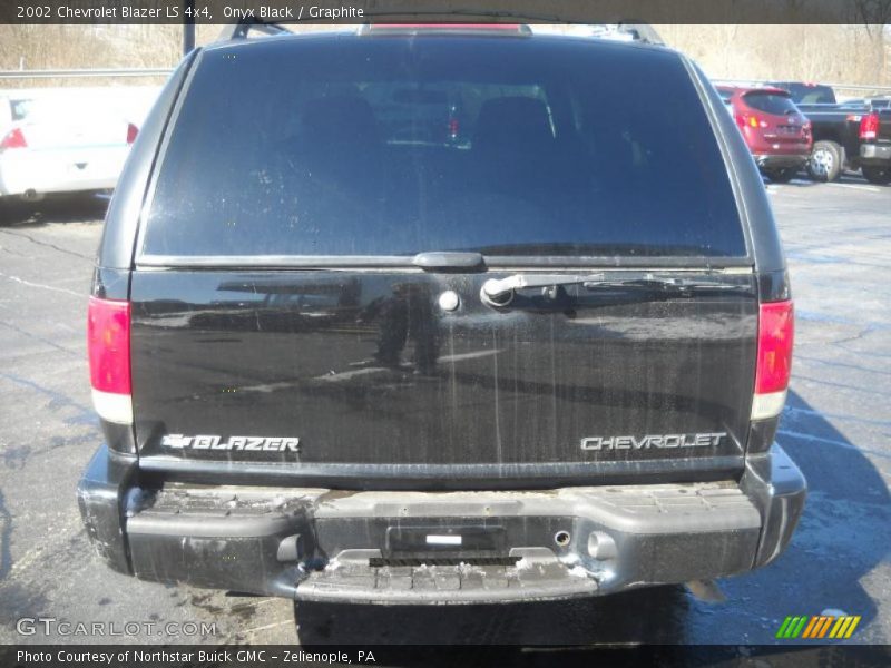 Onyx Black / Graphite 2002 Chevrolet Blazer LS 4x4