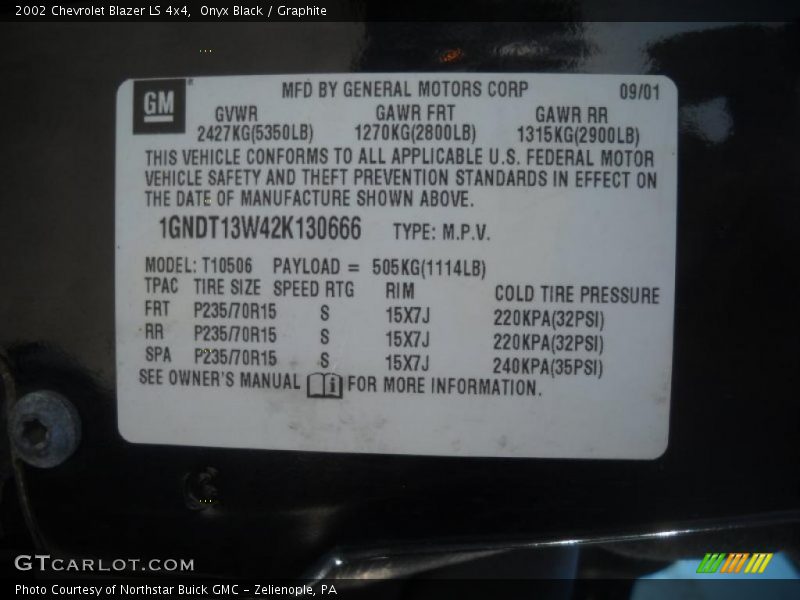 Onyx Black / Graphite 2002 Chevrolet Blazer LS 4x4