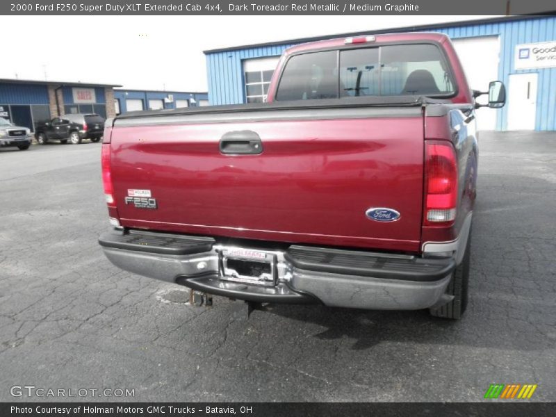 Dark Toreador Red Metallic / Medium Graphite 2000 Ford F250 Super Duty XLT Extended Cab 4x4