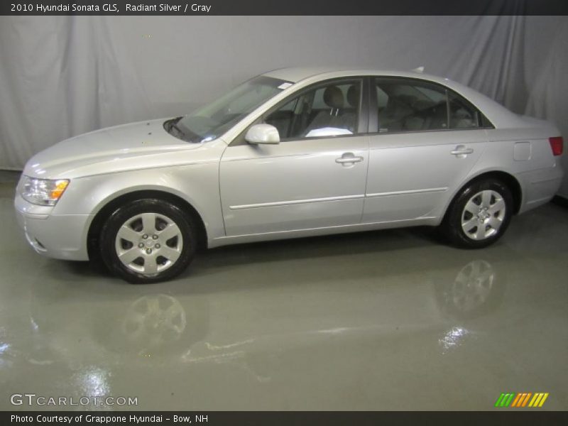 Radiant Silver / Gray 2010 Hyundai Sonata GLS