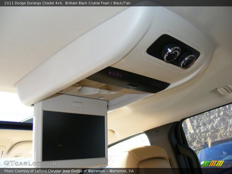 Brilliant Black Crystal Pearl / Black/Tan 2011 Dodge Durango Citadel 4x4