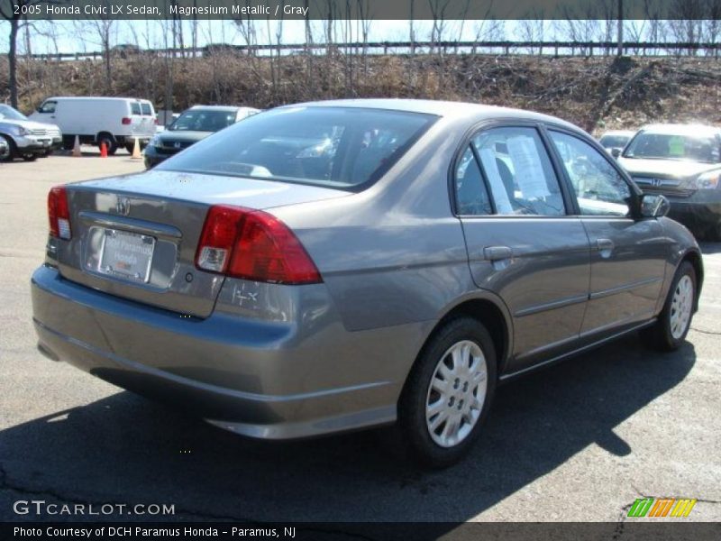 Magnesium Metallic / Gray 2005 Honda Civic LX Sedan