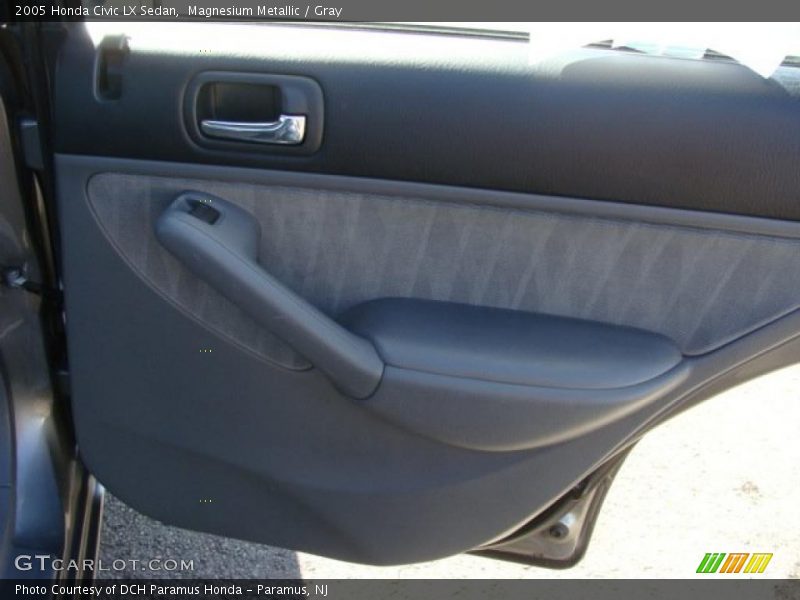 Magnesium Metallic / Gray 2005 Honda Civic LX Sedan