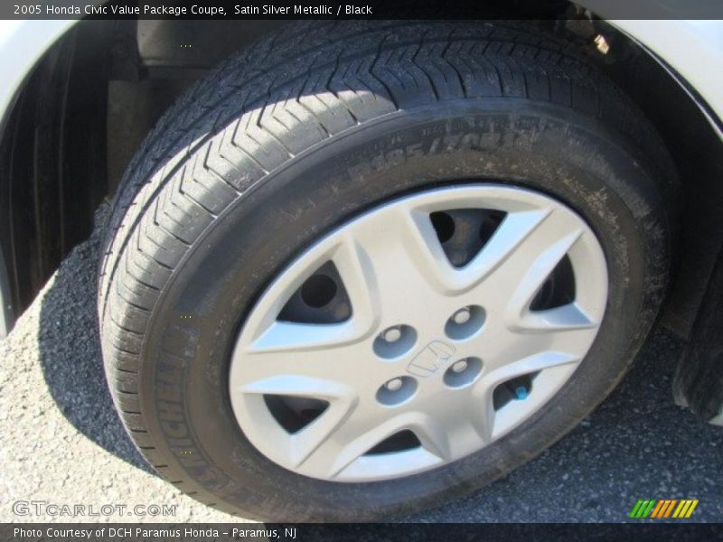 Satin Silver Metallic / Black 2005 Honda Civic Value Package Coupe
