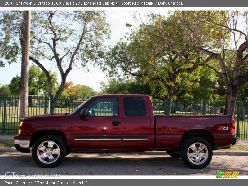 Sport Red Metallic / Dark Charcoal 2007 Chevrolet Silverado 1500 Classic Z71 Extended Cab 4x4