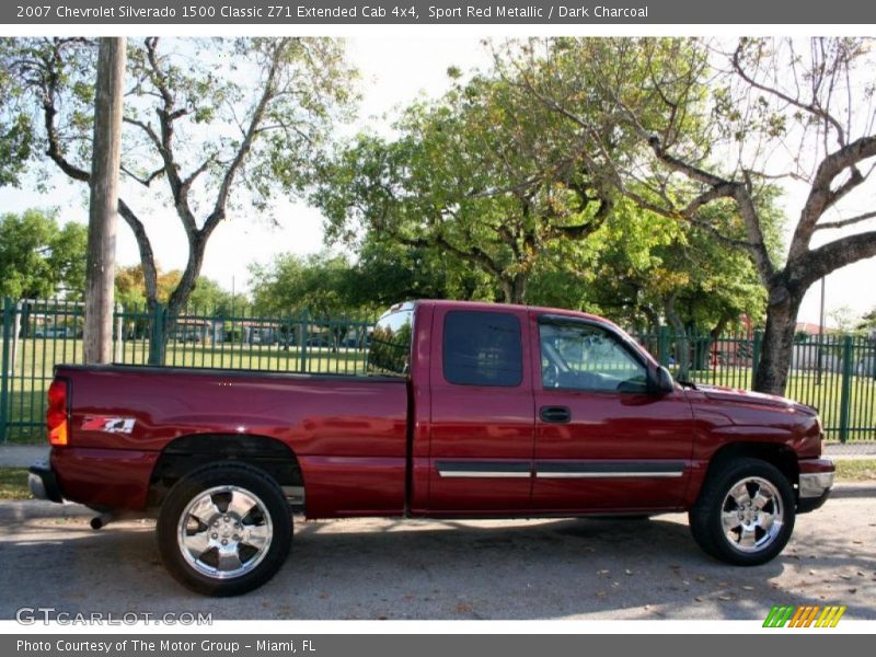 Sport Red Metallic / Dark Charcoal 2007 Chevrolet Silverado 1500 Classic Z71 Extended Cab 4x4
