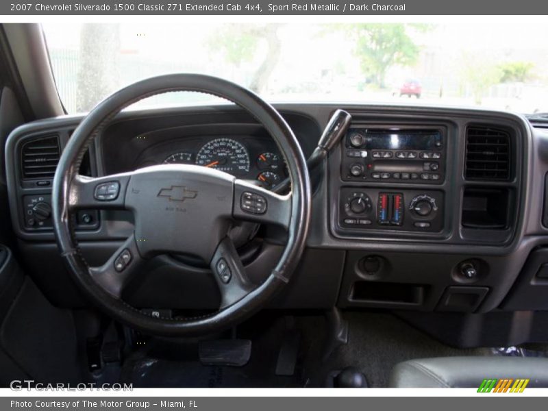Sport Red Metallic / Dark Charcoal 2007 Chevrolet Silverado 1500 Classic Z71 Extended Cab 4x4