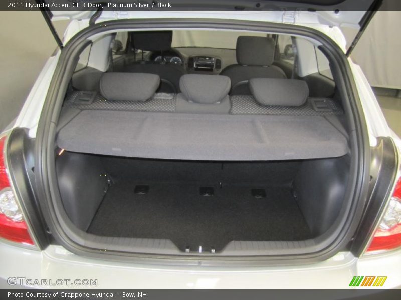  2011 Accent GL 3 Door Trunk