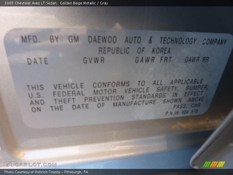 Golden Beige Metallic / Gray 2005 Chevrolet Aveo LT Sedan