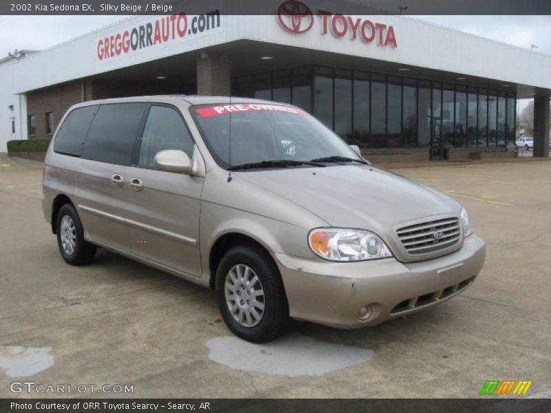 Silky Beige / Beige 2002 Kia Sedona EX