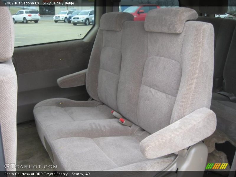 Silky Beige / Beige 2002 Kia Sedona EX