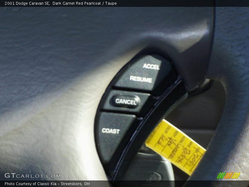 Dark Garnet Red Pearlcoat / Taupe 2001 Dodge Caravan SE