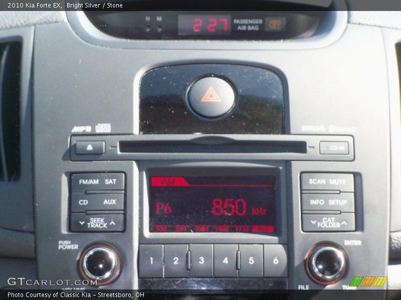 Bright Silver / Stone 2010 Kia Forte EX