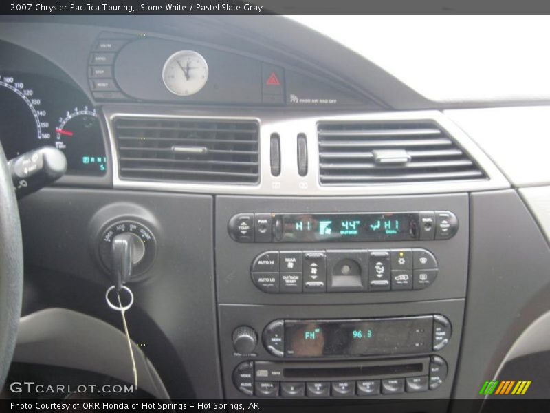 Stone White / Pastel Slate Gray 2007 Chrysler Pacifica Touring