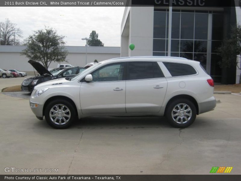 White Diamond Tricoat / Cashmere/Cocoa 2011 Buick Enclave CXL