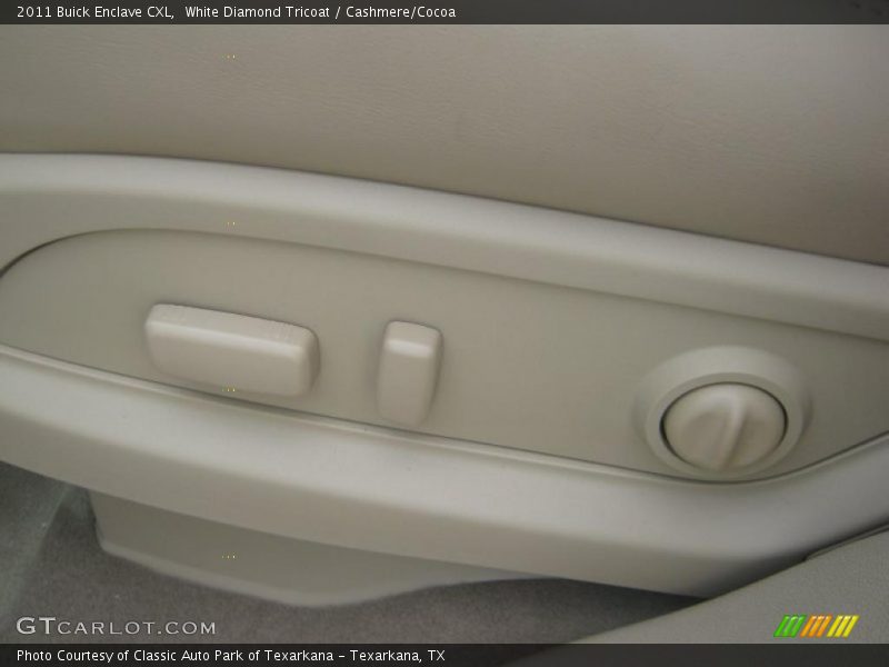White Diamond Tricoat / Cashmere/Cocoa 2011 Buick Enclave CXL