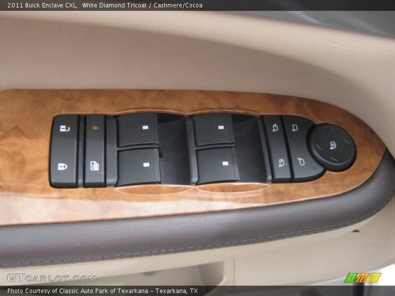 White Diamond Tricoat / Cashmere/Cocoa 2011 Buick Enclave CXL