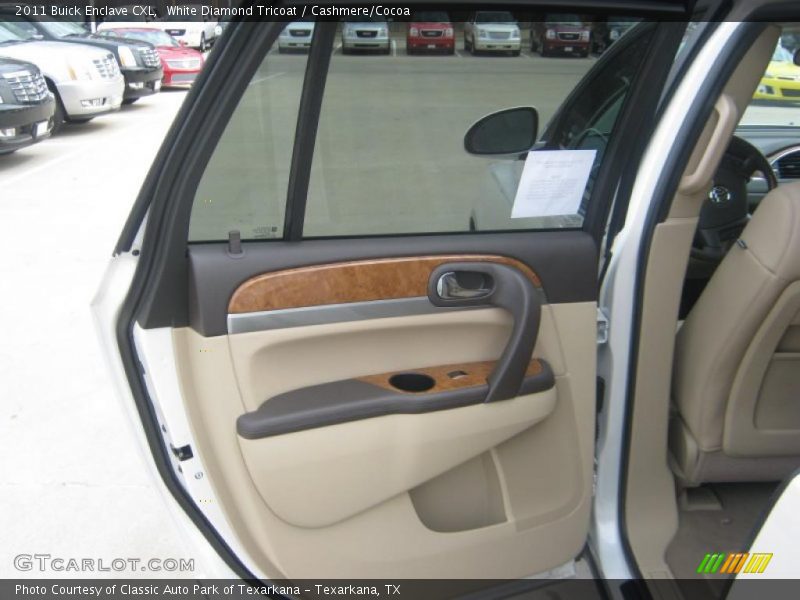 White Diamond Tricoat / Cashmere/Cocoa 2011 Buick Enclave CXL