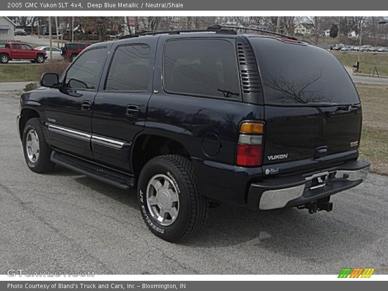 Deep Blue Metallic / Neutral/Shale 2005 GMC Yukon SLT 4x4