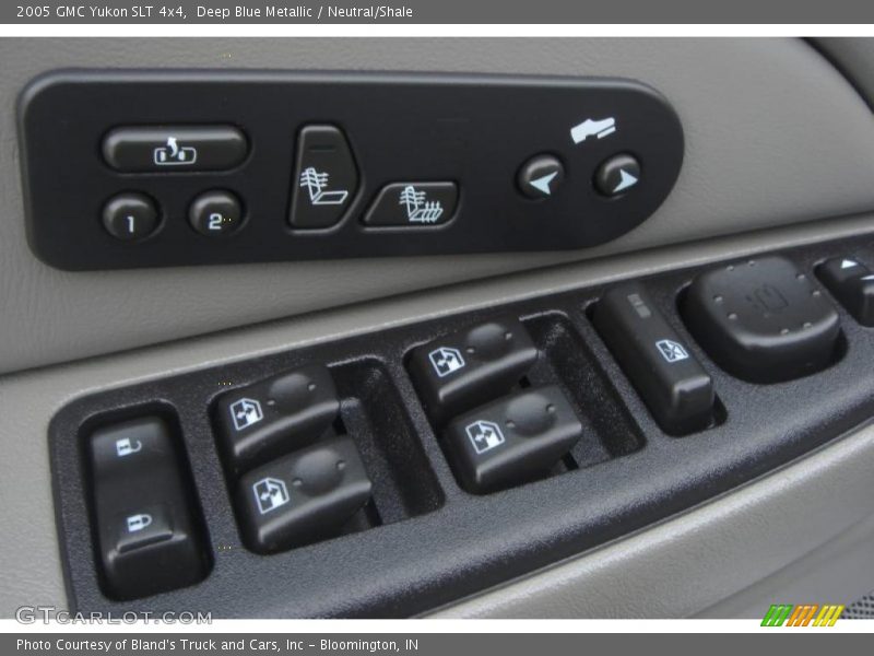 Deep Blue Metallic / Neutral/Shale 2005 GMC Yukon SLT 4x4