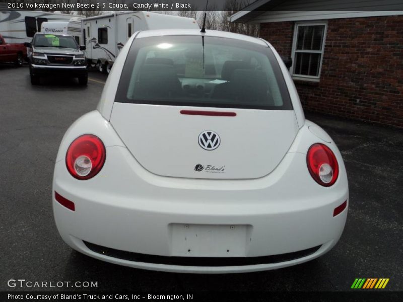 Candy White / Black 2010 Volkswagen New Beetle 2.5 Coupe