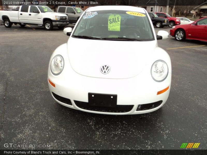 Candy White / Black 2010 Volkswagen New Beetle 2.5 Coupe
