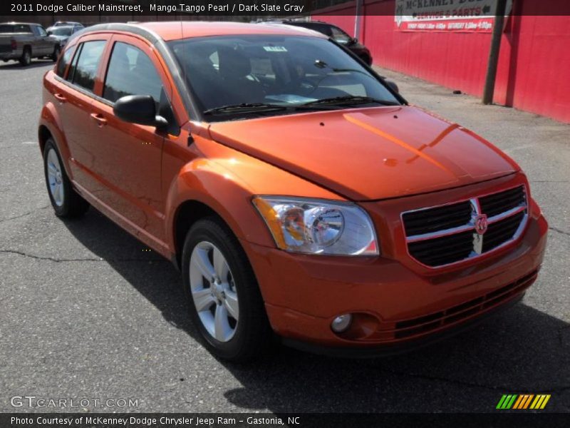 Mango Tango Pearl / Dark Slate Gray 2011 Dodge Caliber Mainstreet