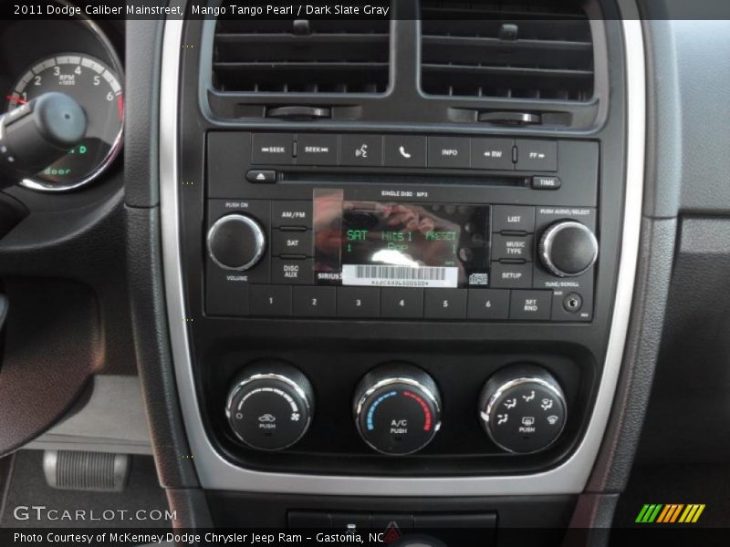 Mango Tango Pearl / Dark Slate Gray 2011 Dodge Caliber Mainstreet