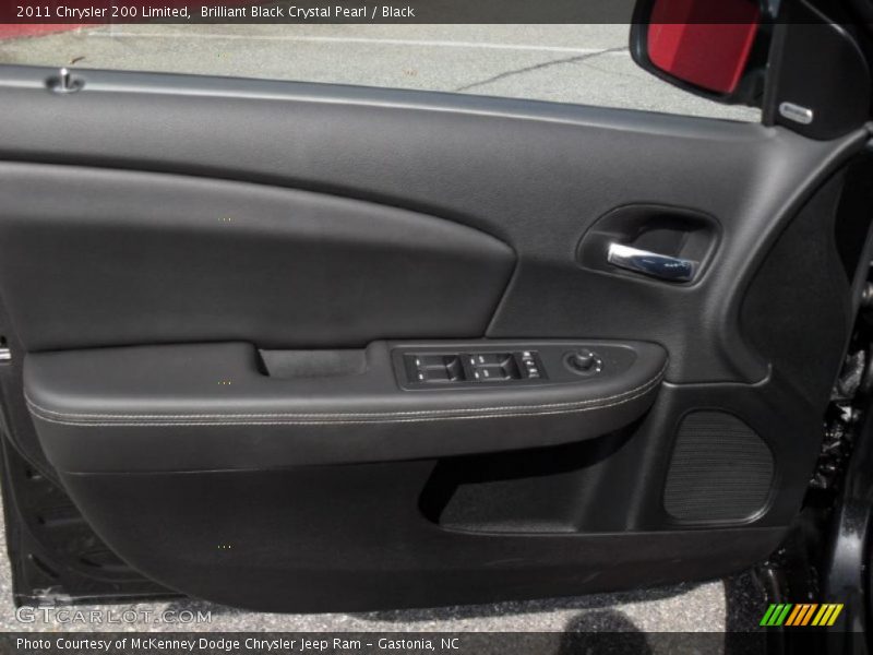 Door Panel of 2011 200 Limited