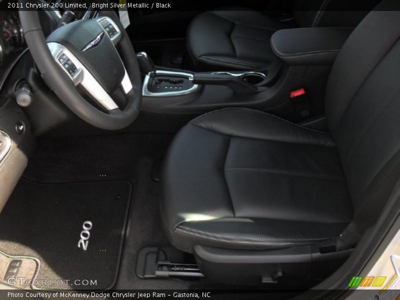 Bright Silver Metallic / Black 2011 Chrysler 200 Limited