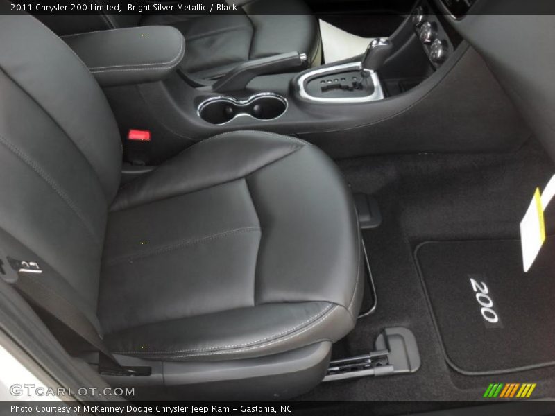 Bright Silver Metallic / Black 2011 Chrysler 200 Limited