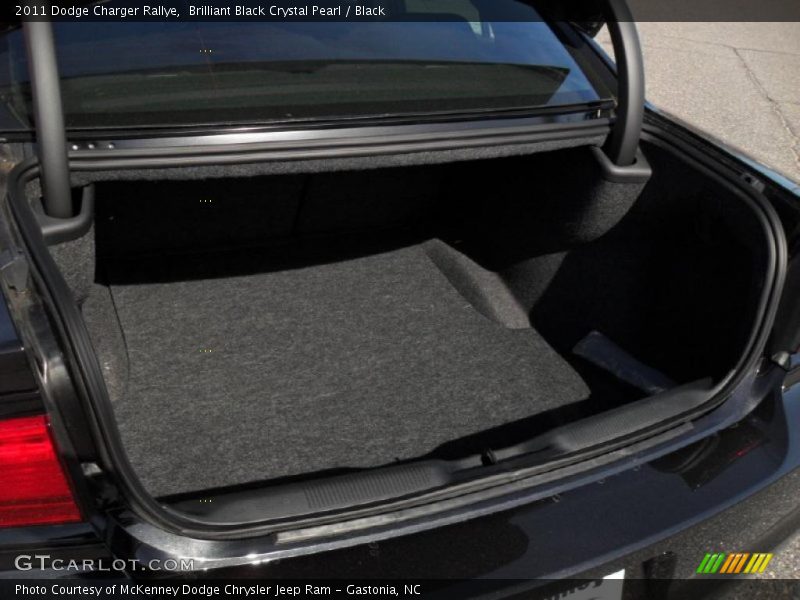 Brilliant Black Crystal Pearl / Black 2011 Dodge Charger Rallye