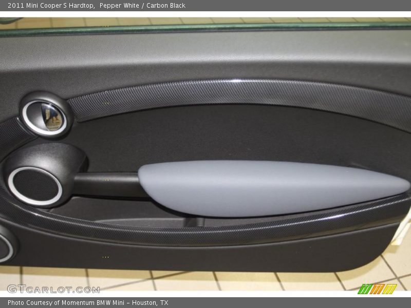 Pepper White / Carbon Black 2011 Mini Cooper S Hardtop