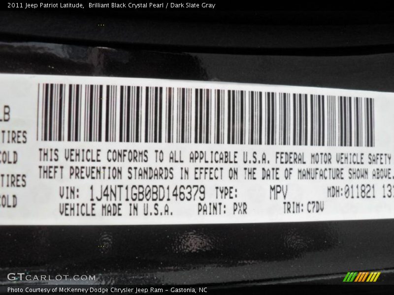 Brilliant Black Crystal Pearl / Dark Slate Gray 2011 Jeep Patriot Latitude