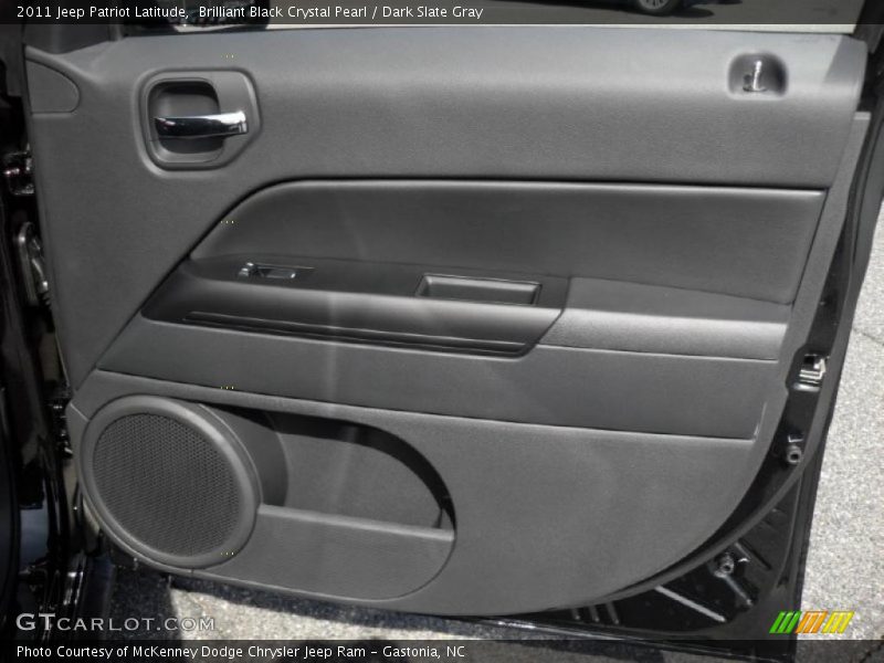 Brilliant Black Crystal Pearl / Dark Slate Gray 2011 Jeep Patriot Latitude