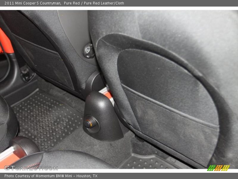 Pure Red / Pure Red Leather/Cloth 2011 Mini Cooper S Countryman