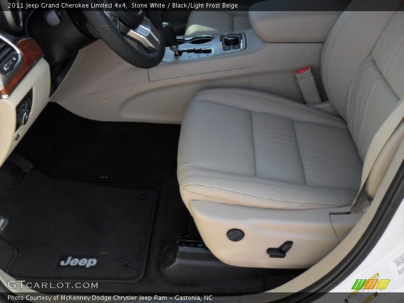 Stone White / Black/Light Frost Beige 2011 Jeep Grand Cherokee Limited 4x4