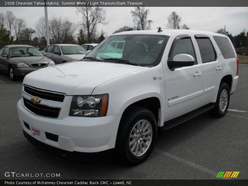 Front 3/4 View of 2008 Tahoe Hybrid