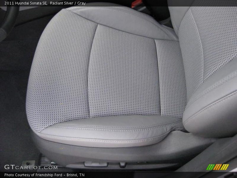 Radiant Silver / Gray 2011 Hyundai Sonata SE