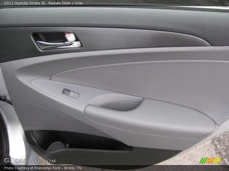 Radiant Silver / Gray 2011 Hyundai Sonata SE