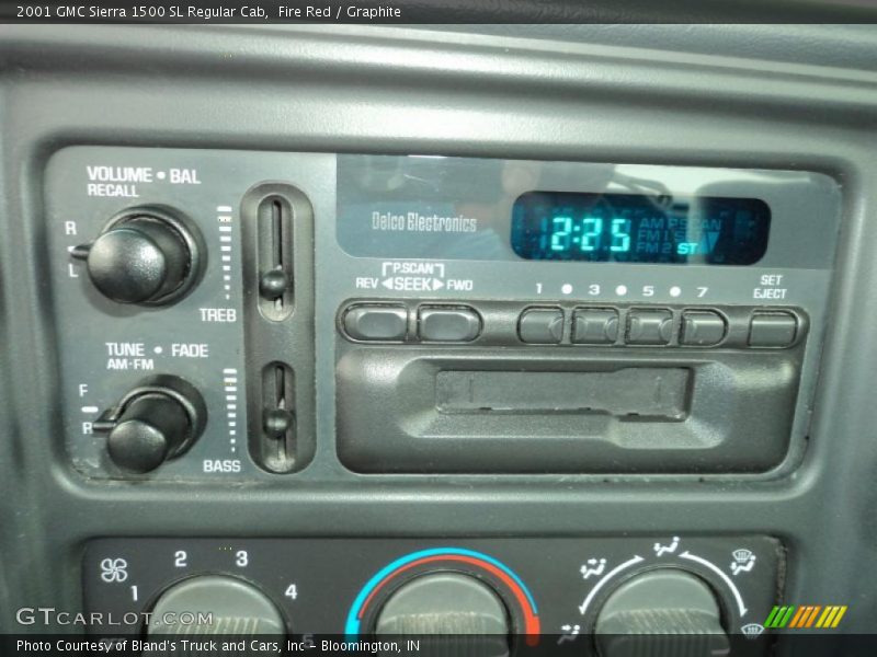 Controls of 2001 Sierra 1500 SL Regular Cab