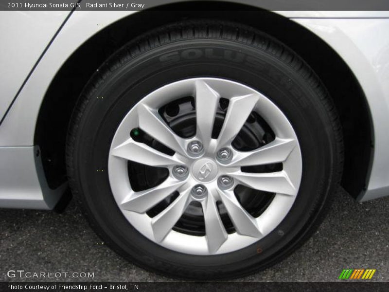 Radiant Silver / Gray 2011 Hyundai Sonata GLS