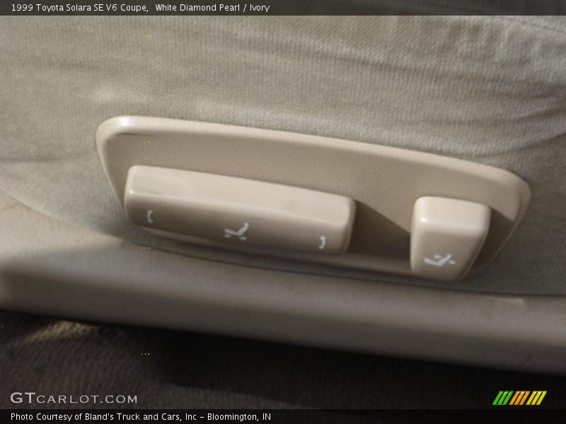 White Diamond Pearl / Ivory 1999 Toyota Solara SE V6 Coupe